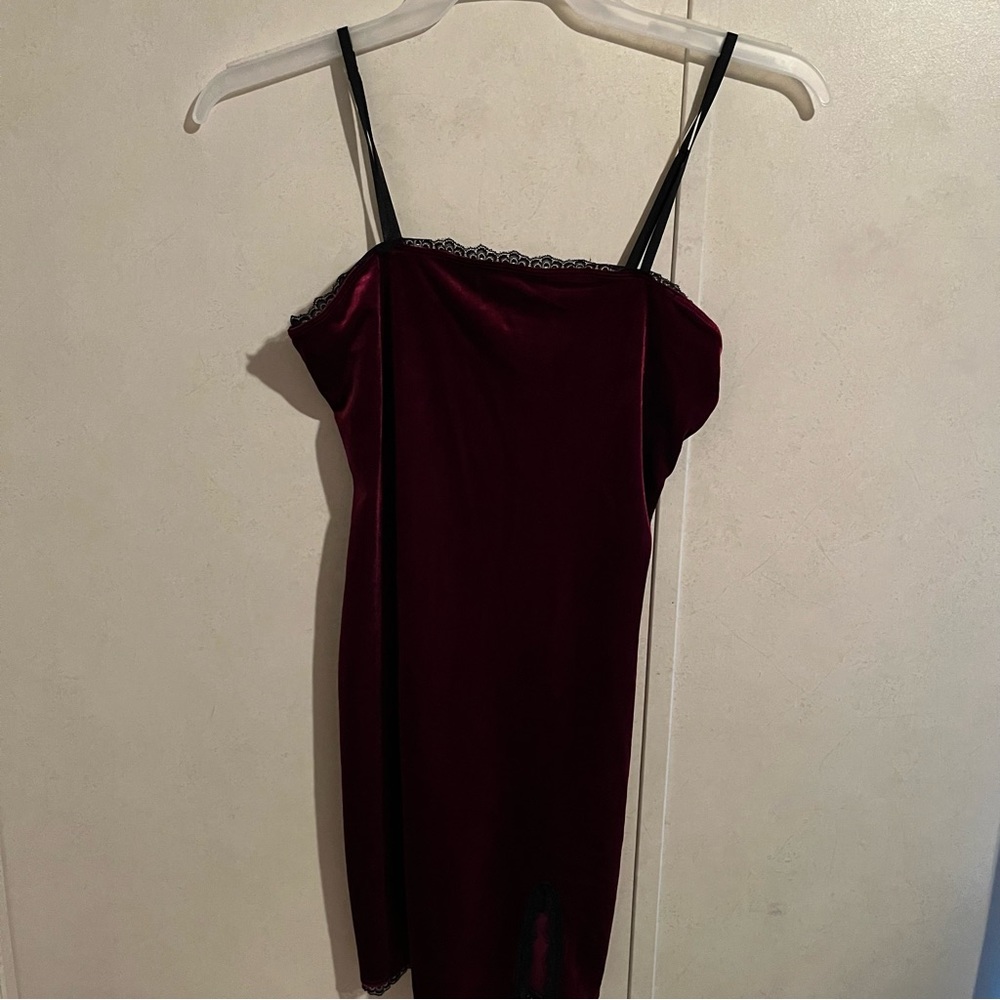 Forever 21 Velvet Party Dress - Picture 1 of 4